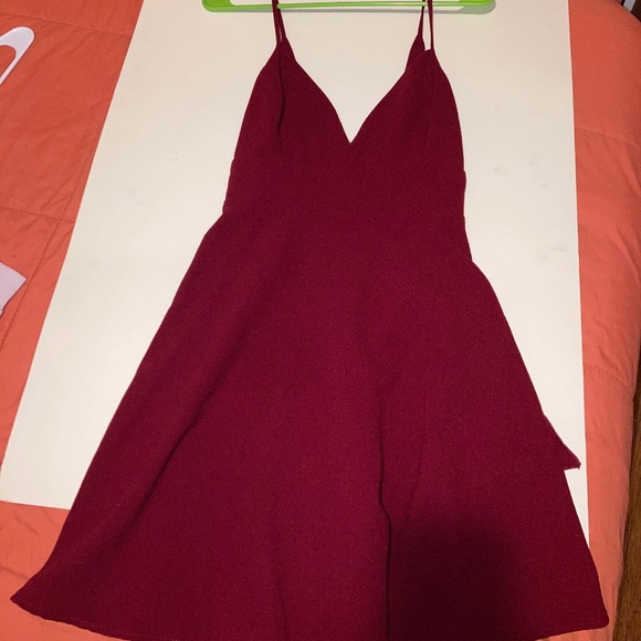 Dress - Picture 3 of 4